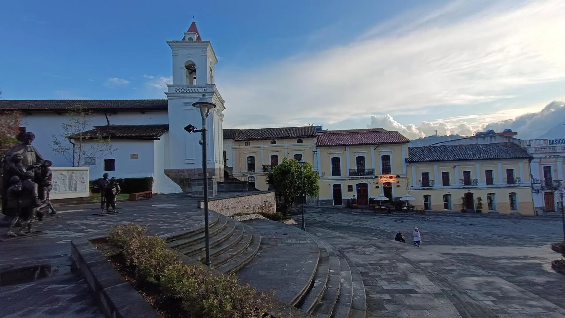 Quito Basecamp - Adventure Hostel 0*,