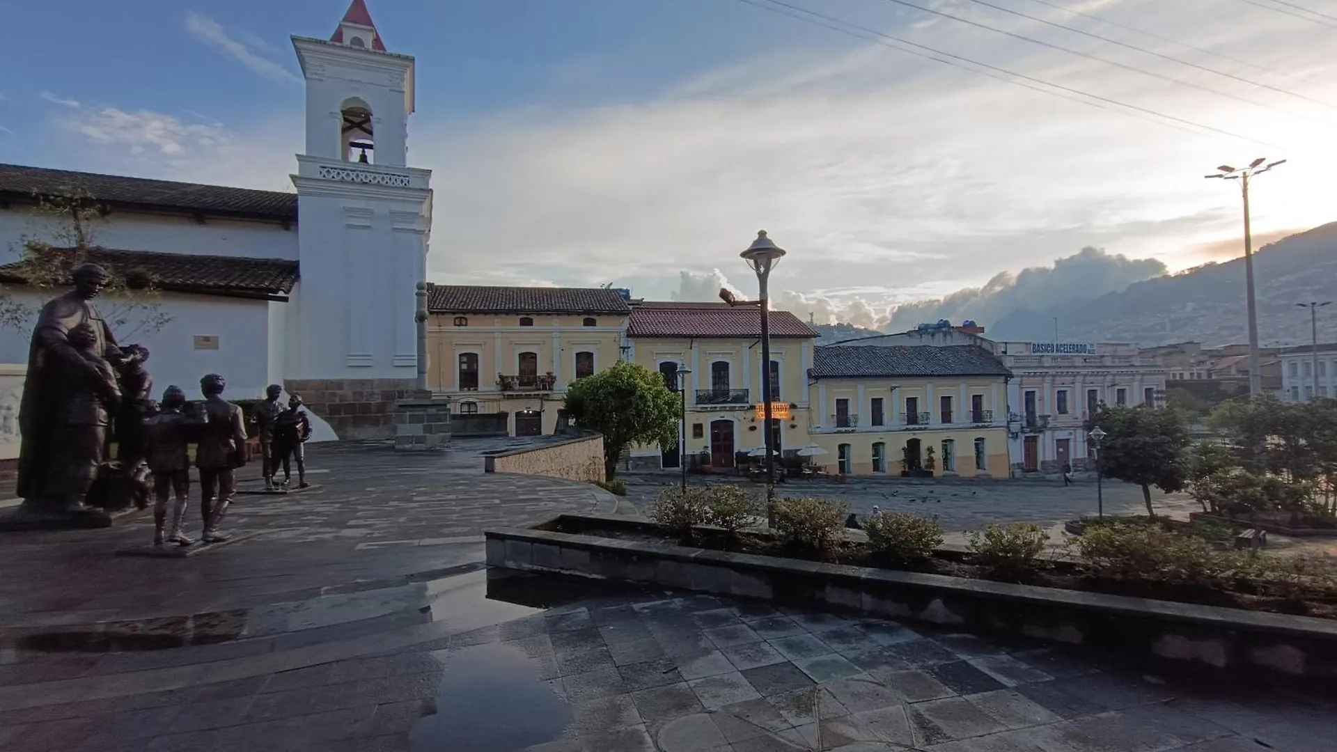 Quito Basecamp - Adventure Hostel