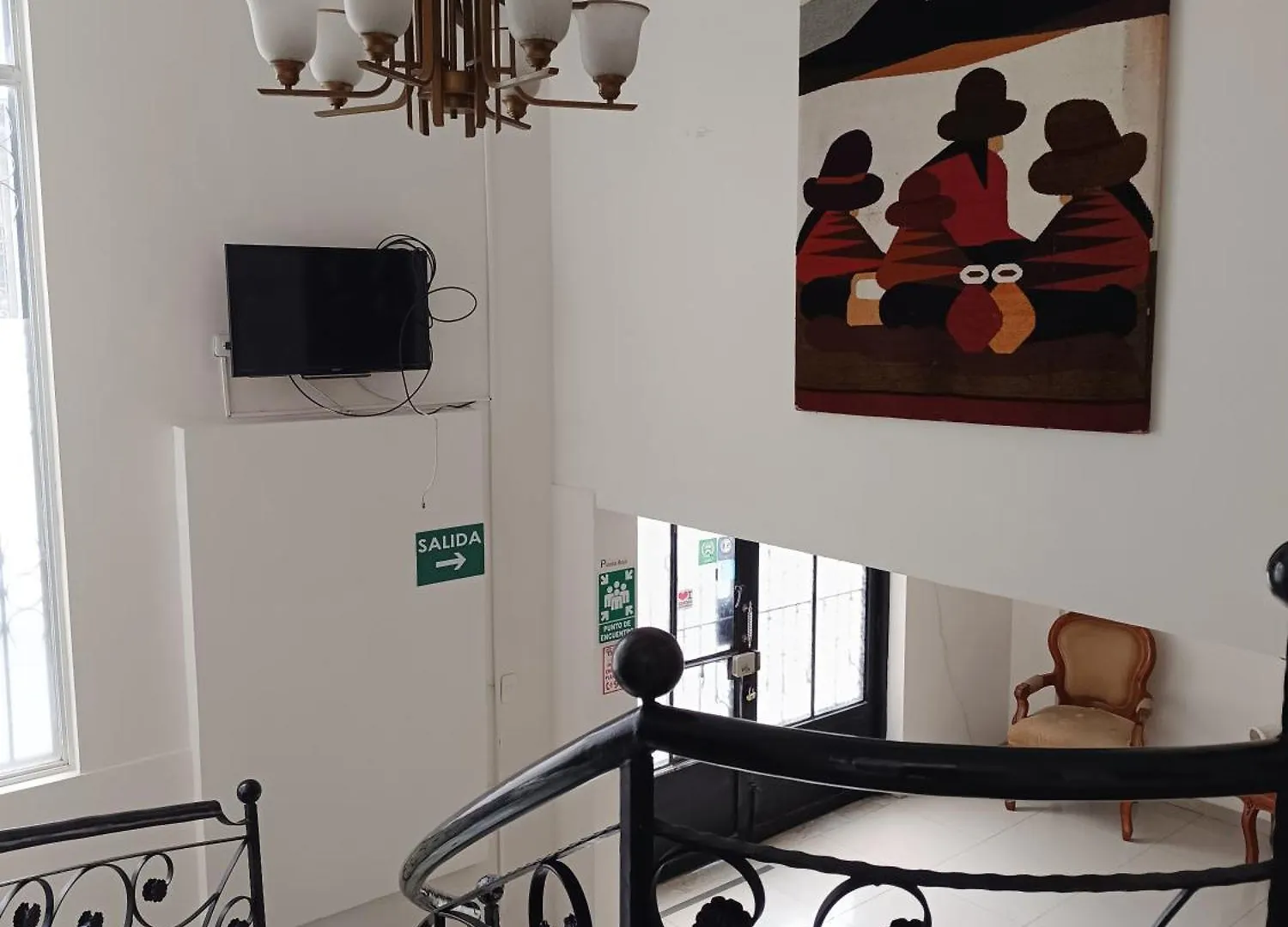 Quito Basecamp - Adventure Hostel
