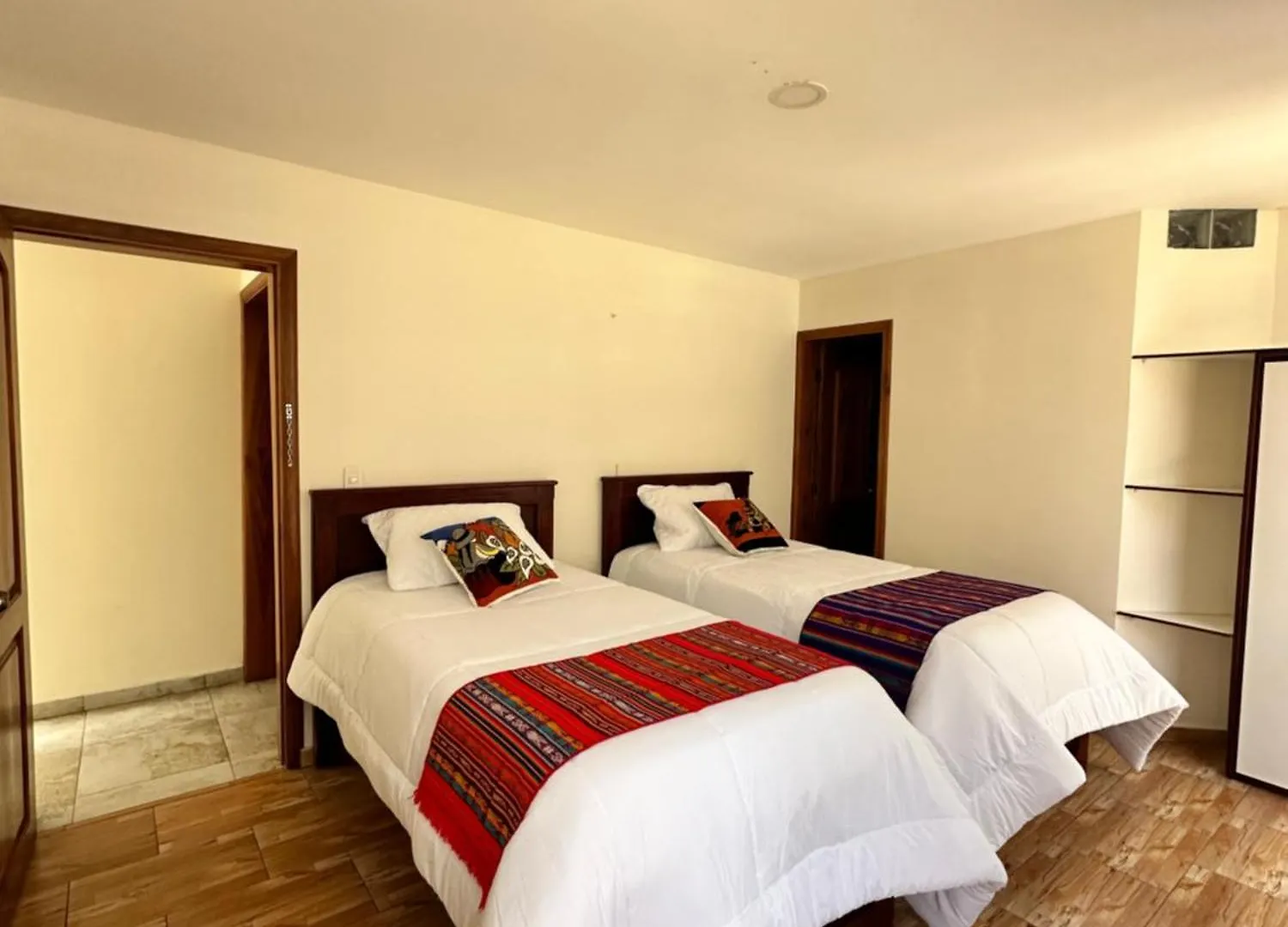 Quito Basecamp - Adventure Hostel Ecuador