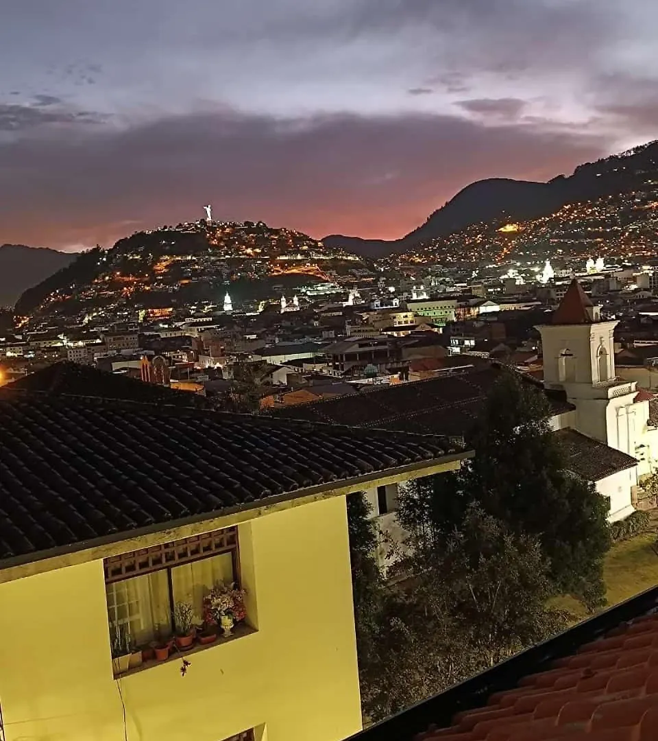Quito Basecamp - Adventure Hostel Ecuador