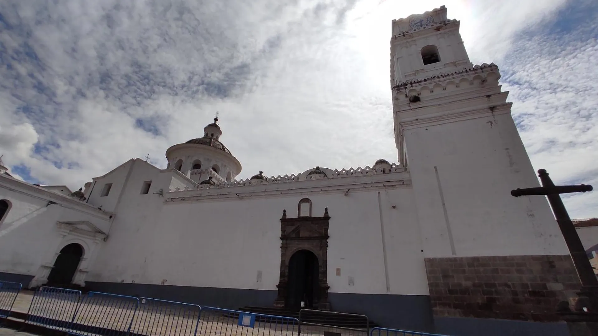 Quito Basecamp - Adventure Hostel 0*,  Ecuador
